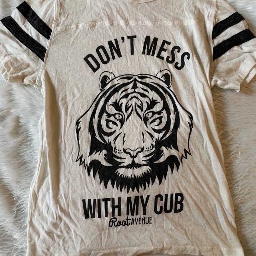 "Don't mess with my cub" shirt